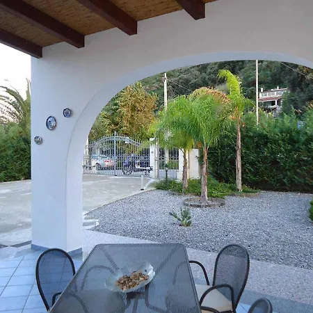 Da 4 A 6 Posti Letto Vicina Al Mare Apartment