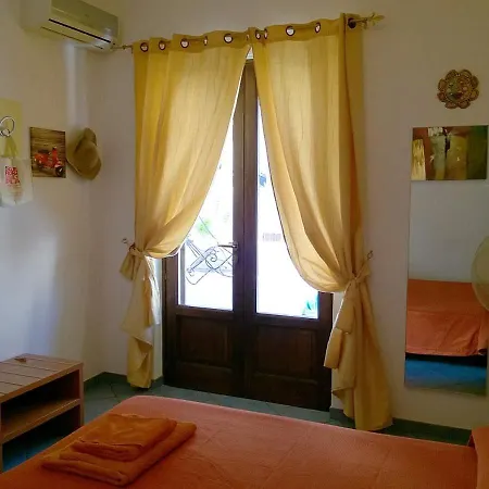 Da 4 A 6 Posti Letto Vicina Al Mare * Lipari